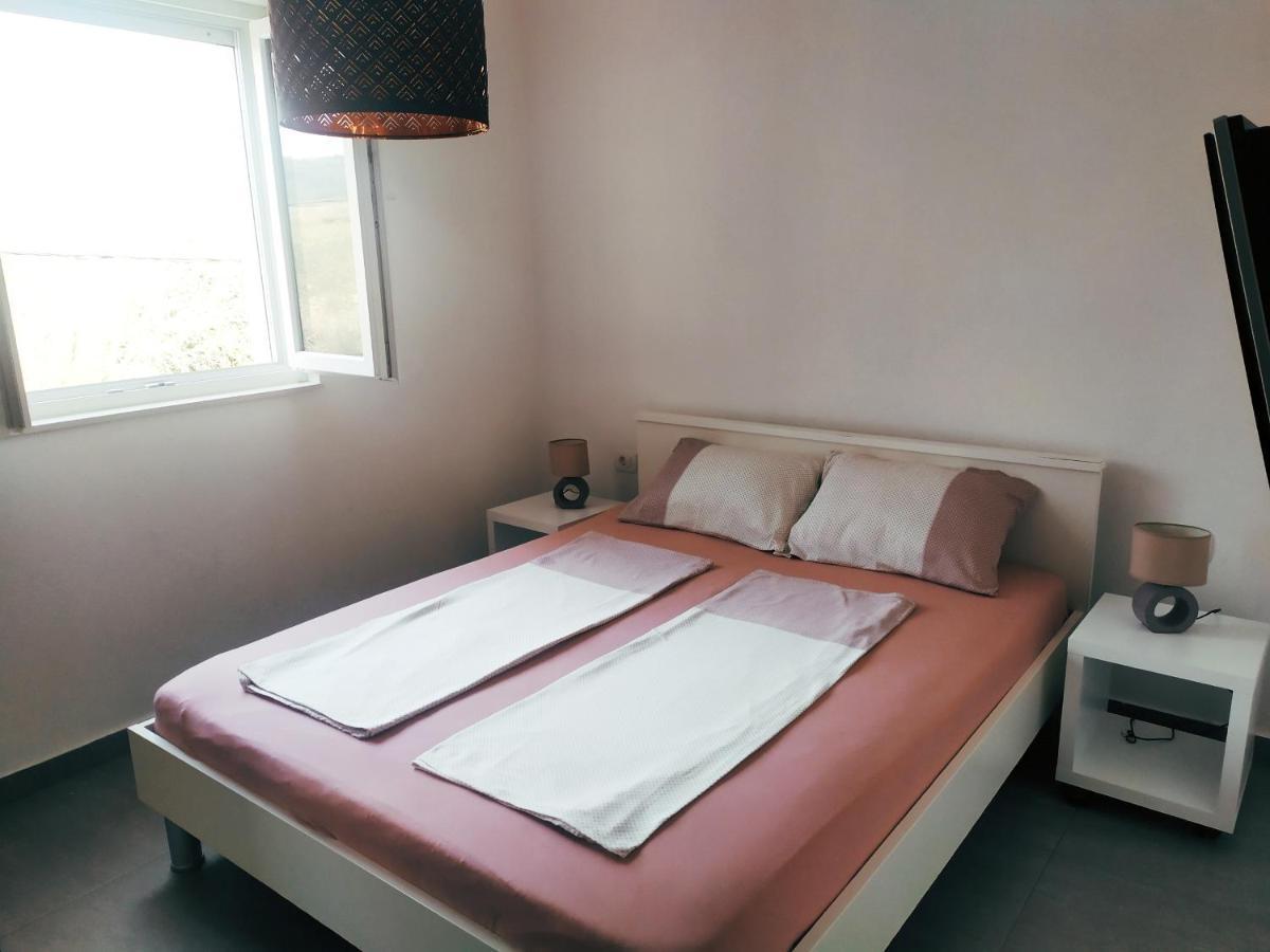 Tiamar Appartement Slatine Buitenkant foto