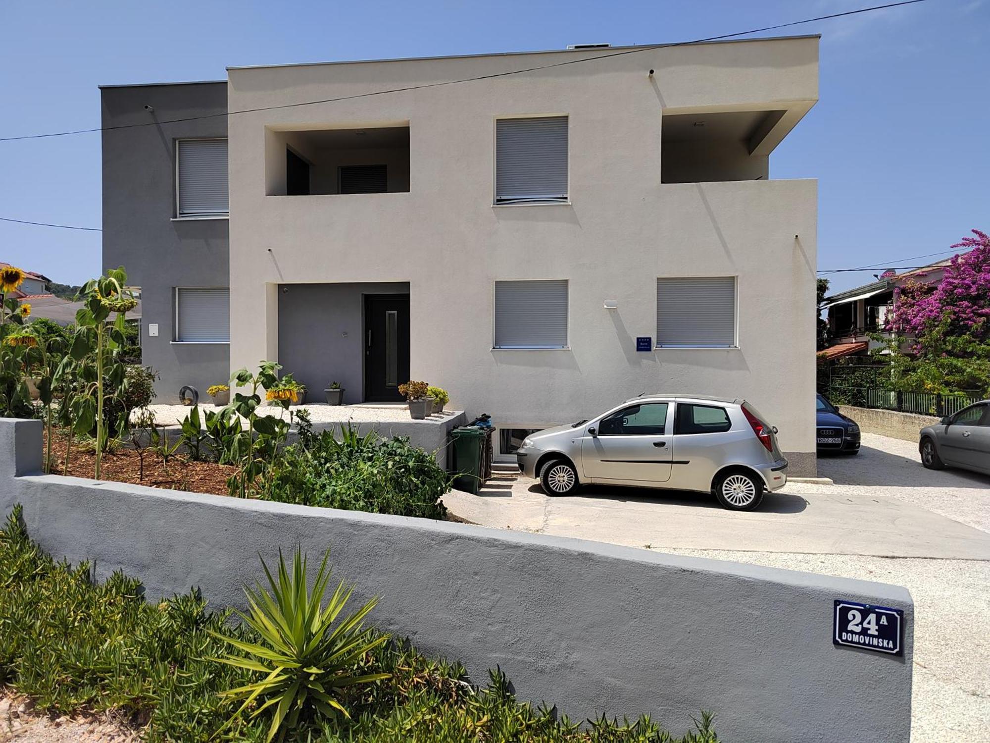 Tiamar Appartement Slatine Buitenkant foto