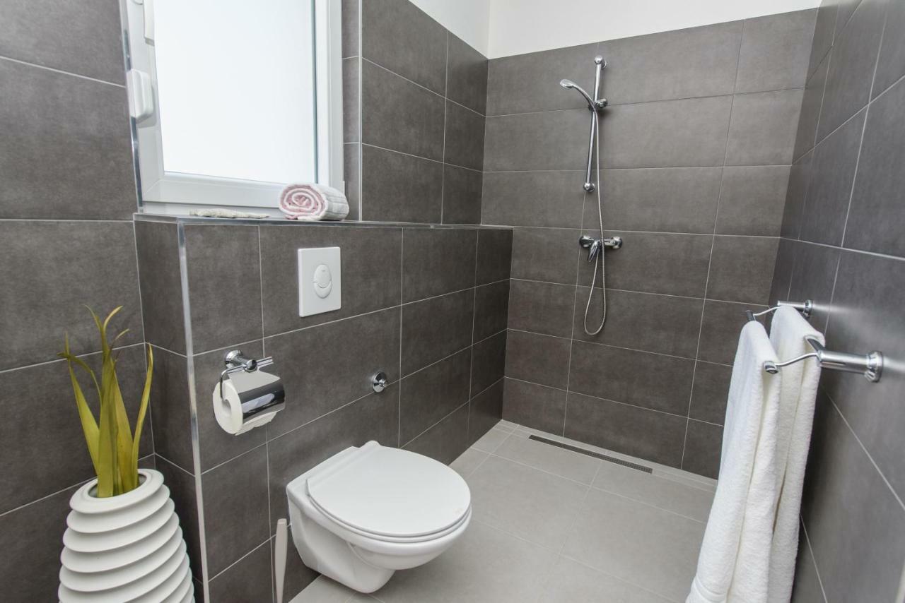 Tiamar Appartement Slatine Buitenkant foto